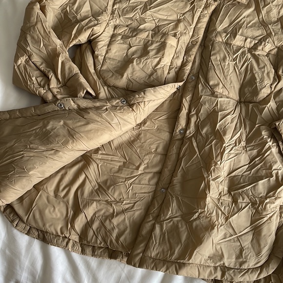 Puffy Button Up - Picture 4 of 5